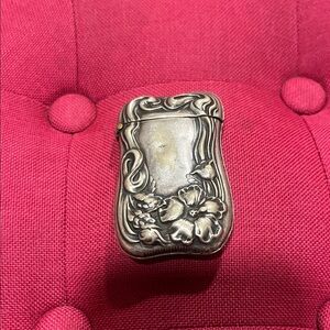 Vintage Floral Silver Jewelry Box